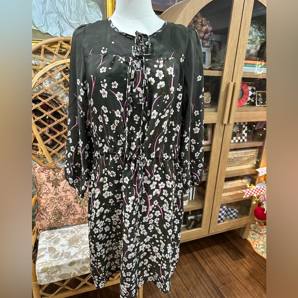 Johnny Was Green 100% silk Floral Long Sleeve Dress size Small